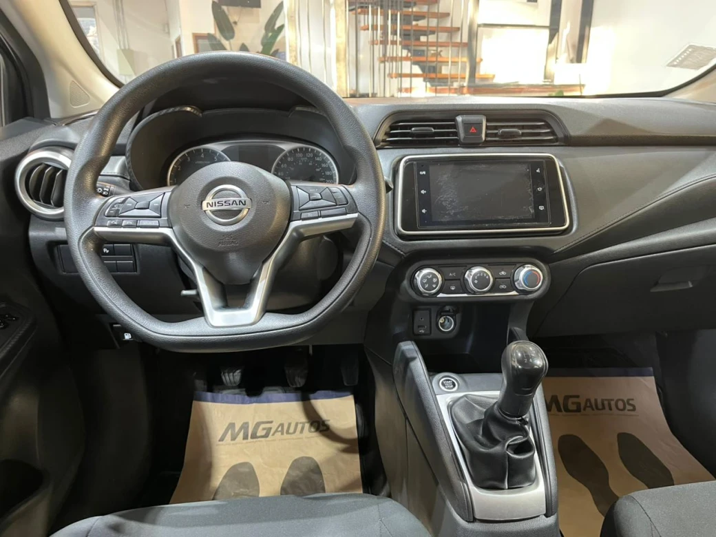 imagen 0 de vehiculo con id 2184
